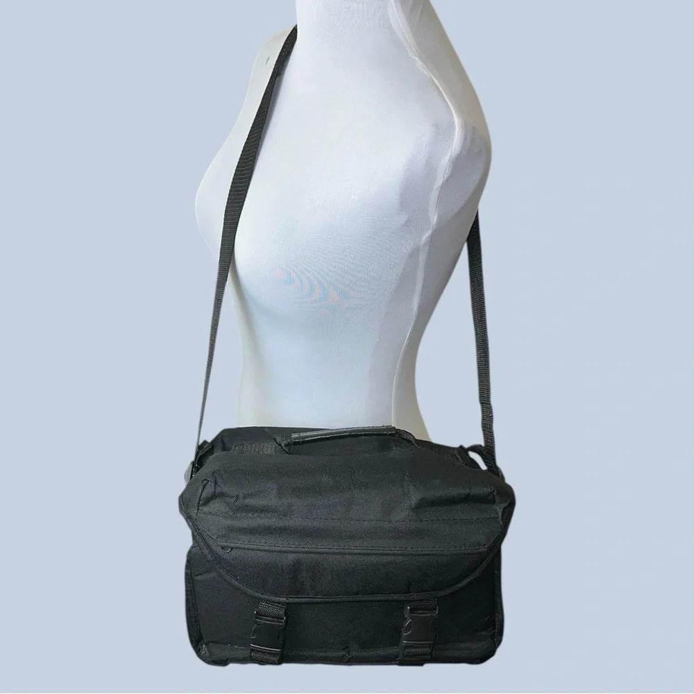 Highly Padded Camera Bag Protective Black Bag Multi Pockets Zips Universal Fit